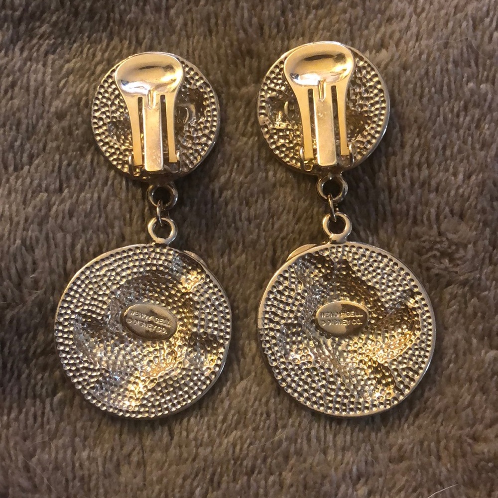 Rare & Vintage Wendy GallDisney ClipOn Earrings Gem